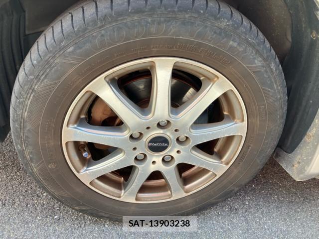 Toyota VOXY 2007-01 8219648-7