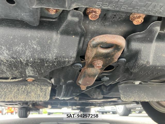 Toyota VOXY 2015-03 8219651-13