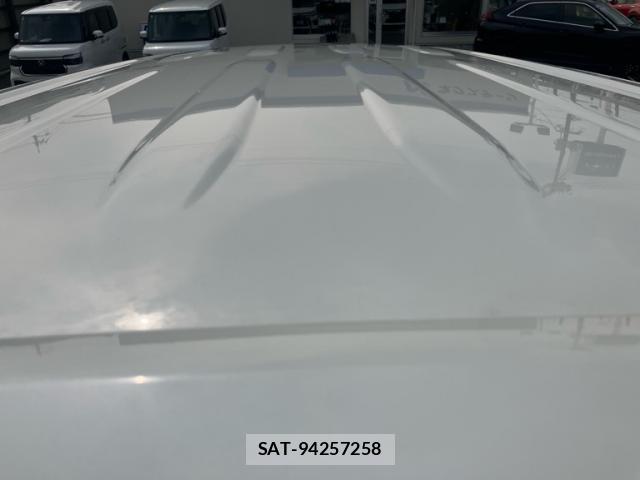 Toyota VOXY 2015-03 8219651-6