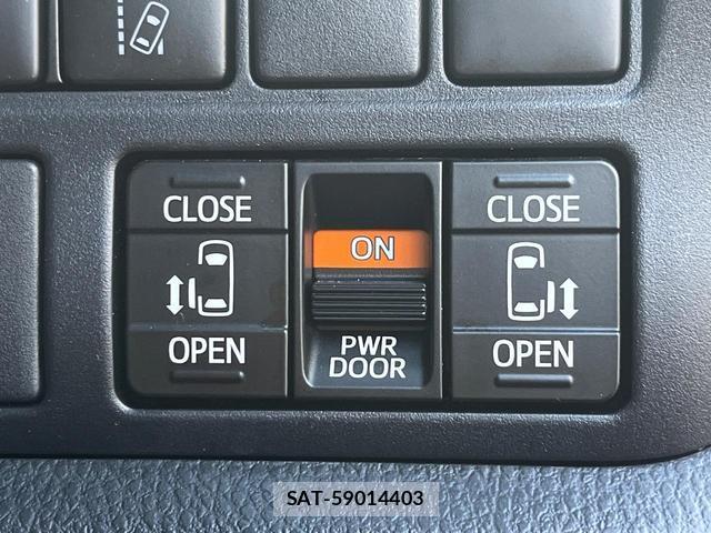 Toyota VOXY 2019-10 8219662-7
