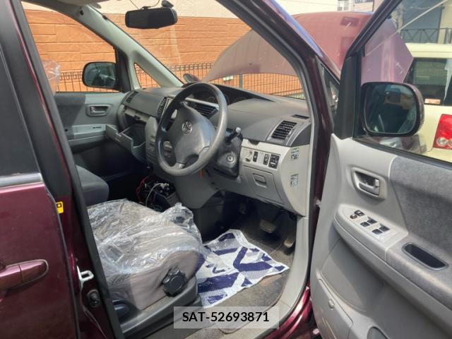 Toyota VOXY 2006-12 8219787-6