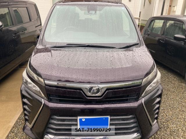 Toyota VOXY 2019-01 8219868-0