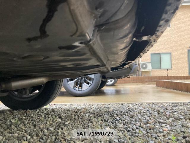 Toyota VOXY 2019-01 8219868-11