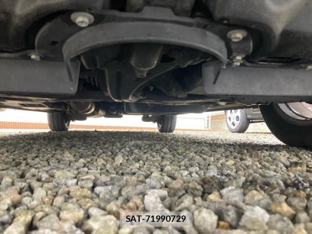 Toyota VOXY 2019-01 8219868-12