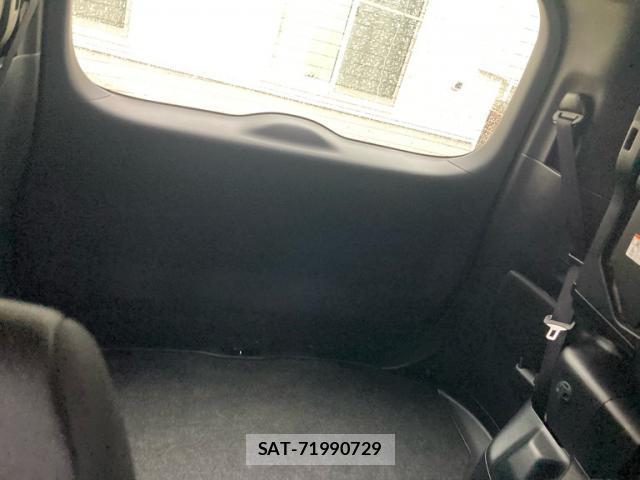 Toyota VOXY 2019-01 8219868-18