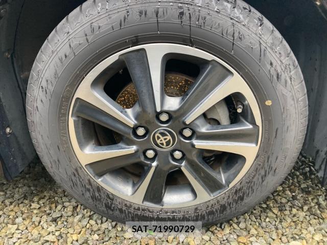 Toyota VOXY 2019-01 8219868-3