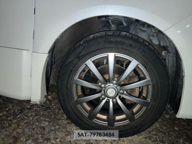 Toyota VOXY 2010-07 8219874-13