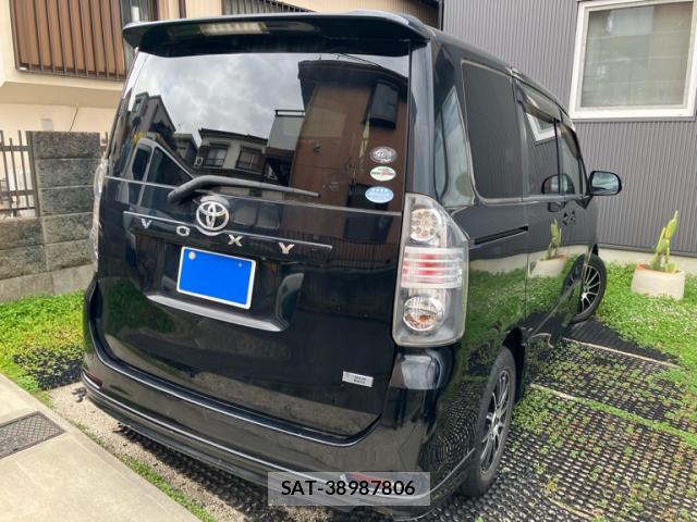Toyota VOXY 2007-07 8219892-12