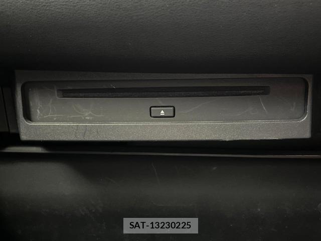 Toyota VOXY 2024-02 8219919-6