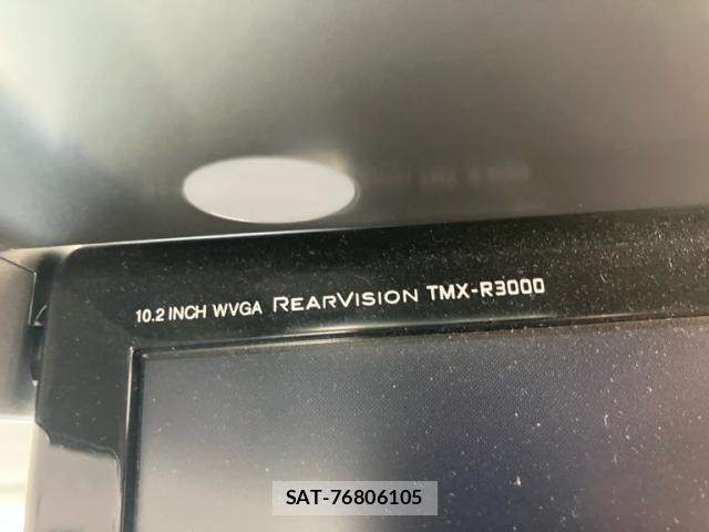 Toyota VOXY 2014-04 8220054-19