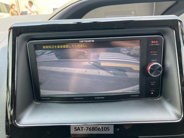 Toyota VOXY 2014-04 8220054-8