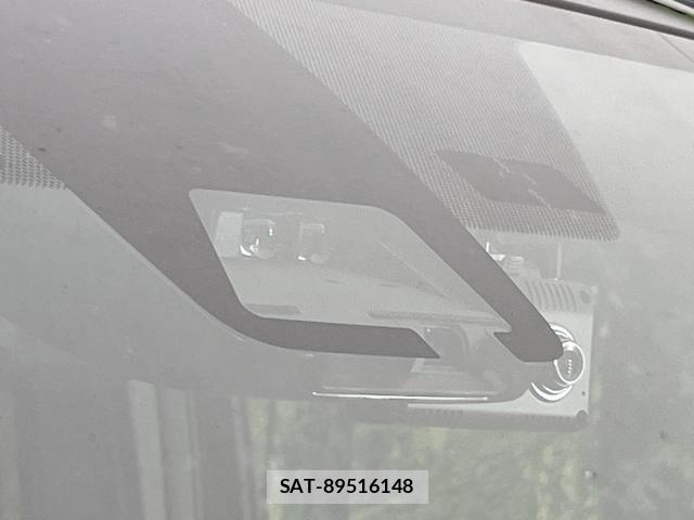 Toyota VOXY 2021-07 8220096-5