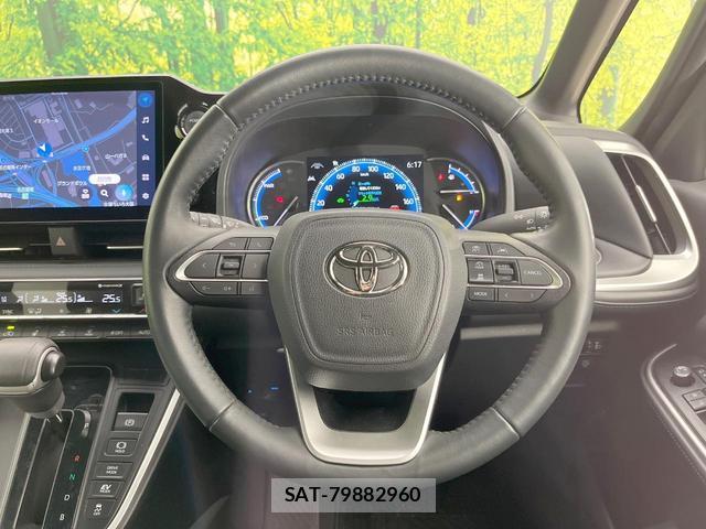 Toyota VOXY 2024-08 8220116-11