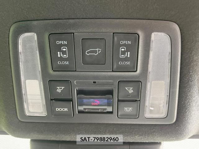 Toyota VOXY 2024-08 8220116-4