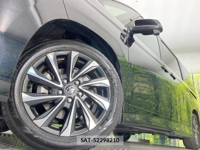 Toyota VOXY 2024-07 8220118-13