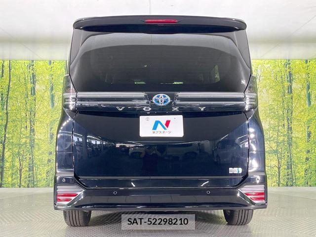 Toyota VOXY 2024-07 8220118-15