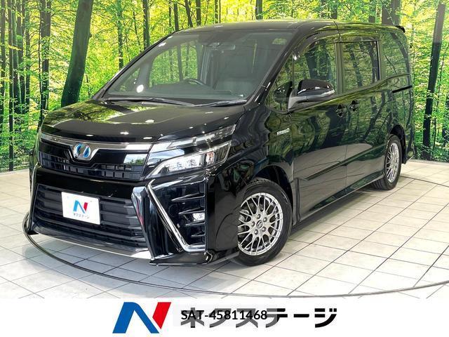 Toyota VOXY 2017-11 8220172-0