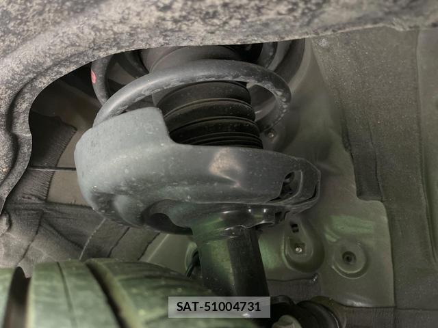 Toyota VOXY 2023-03 8220324-19