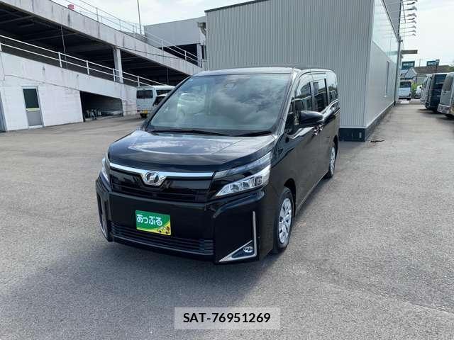 Toyota VOXY 2018-07 8220337-2