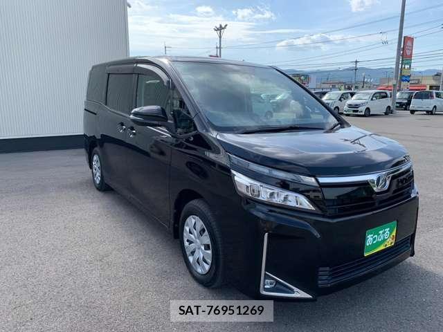 Toyota VOXY 2018-07 8220337-4