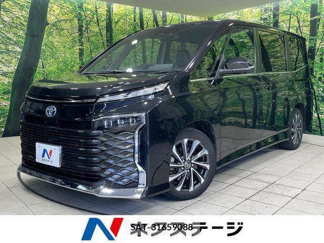 Toyota VOXY 2022-03 8220415-0