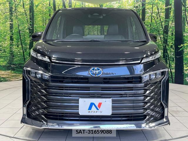 Toyota VOXY 2022-03 8220415-14