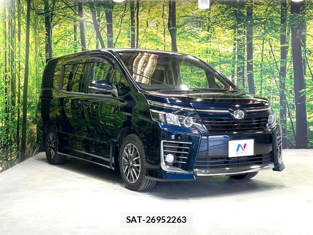 Toyota VOXY 2015-03 8220534-16