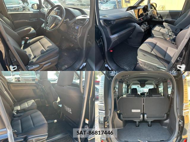 Toyota VOXY 2017-12 8220581-7