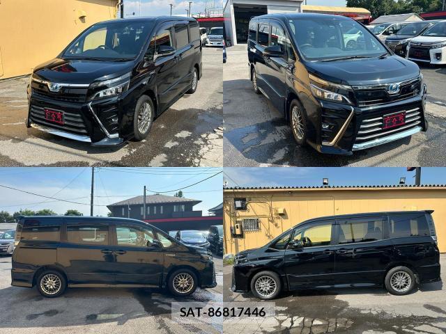 Toyota VOXY 2017-12 8220581-8