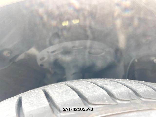 Toyota VOXY 2017-03 8220973-19