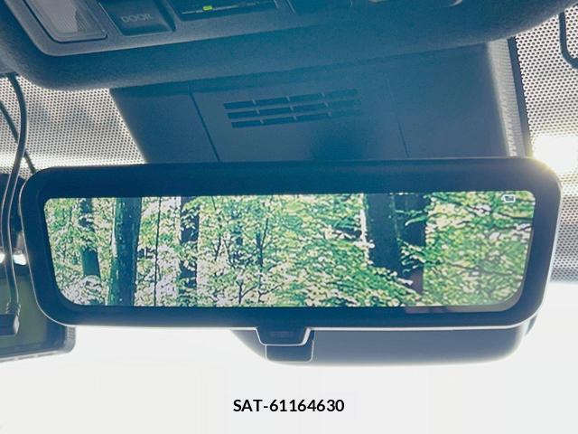 Toyota VOXY 2023-07 8221062-6