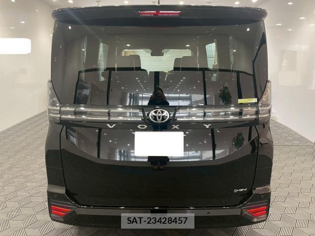 Toyota VOXY 2026-07 8221073-2