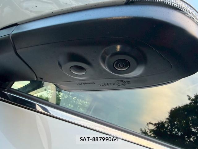 Toyota VOXY 2025-01 8221487-10