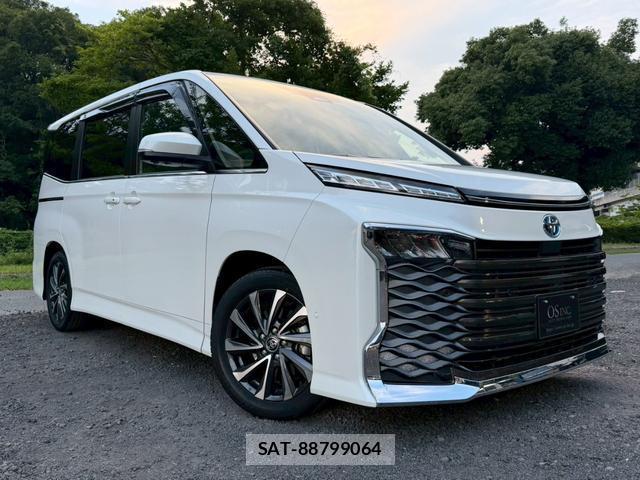 Toyota VOXY 2025-01 8221487-12