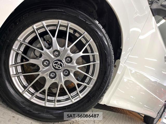 Toyota VOXY 2020-12 8221612-13