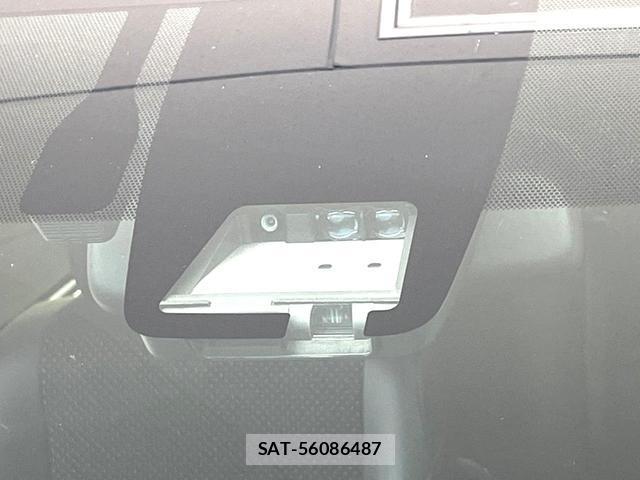 Toyota VOXY 2020-12 8221612-4