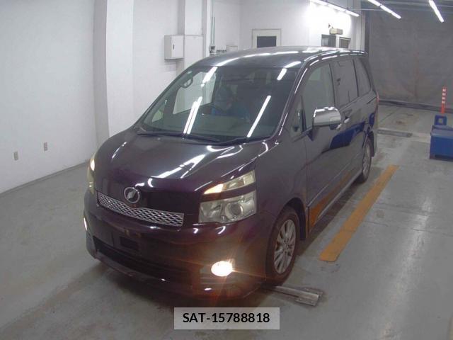 Toyota VOXY 2012-07 8221676-0