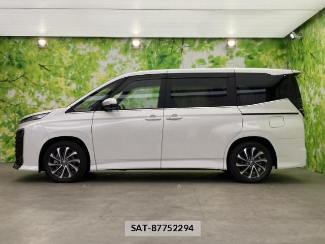 Toyota VOXY 2025-01 8221797-1