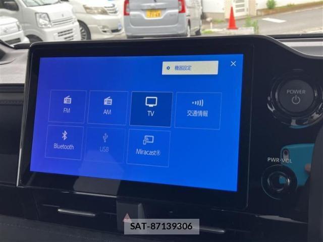 Toyota VOXY 2026-06 8221823-10