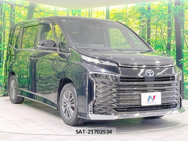 Toyota VOXY 2022-02 8221840-16