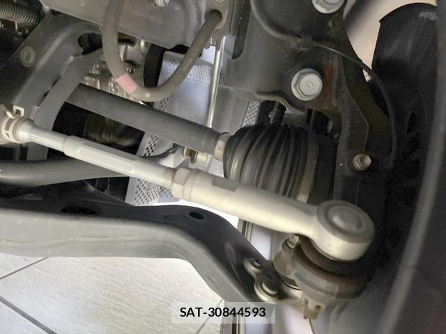 Toyota VOXY 2023-07 8221849-19