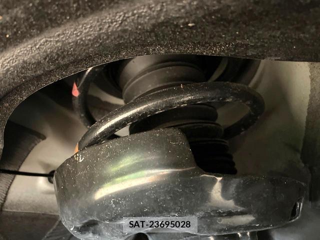 Toyota VOXY 2025-07 8221976-19