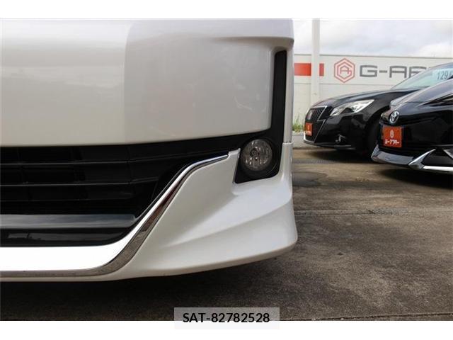 Toyota VOXY 2015-02 8222009-16
