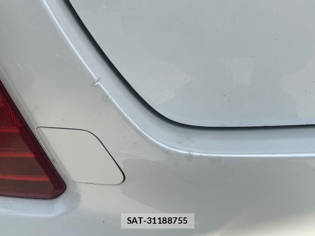 Toyota VOXY 2017-08 8222056-9