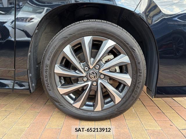 Toyota VOXY 2023-06 8222083-14
