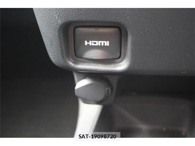 Toyota VOXY 2023-07 8222088-7