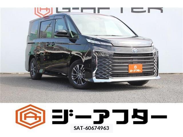 Toyota VOXY 2022-10 8222108-0