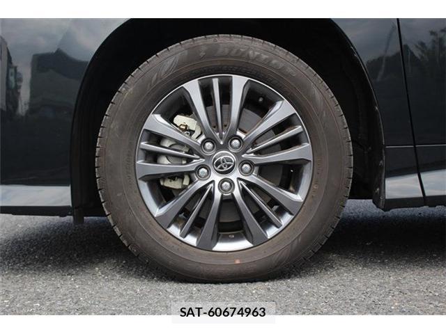 Toyota VOXY 2022-10 8222108-15