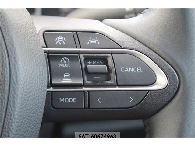 Toyota VOXY 2022-10 8222108-3