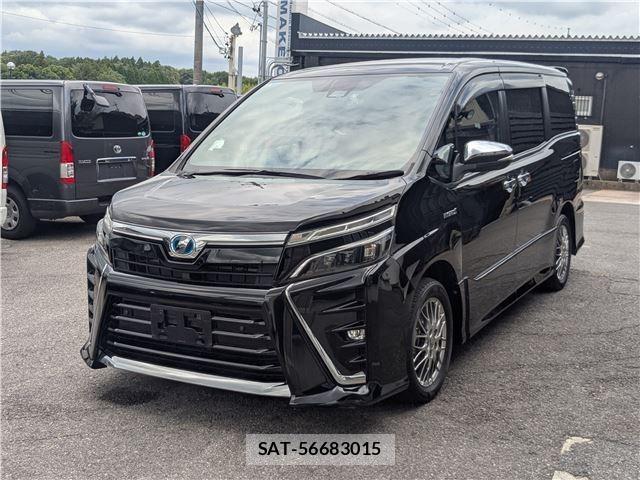 Toyota VOXY 2019-06 8222206-0